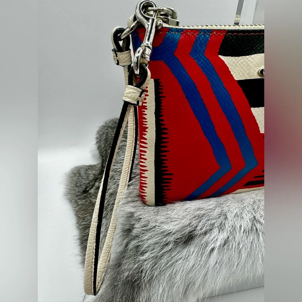 Coach Wristlet RARE Aztec Pattern - Picture 6 of 11